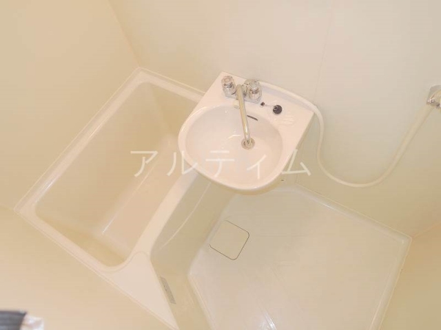 バス・シャワールーム　別室の画像です、ご参考までに