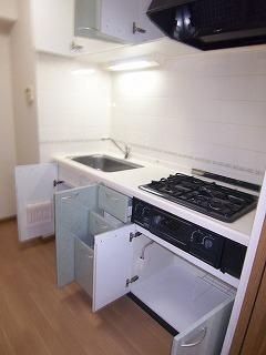 キッチン　☆使いやすいシステムキッチン☆