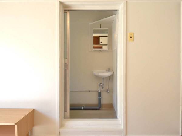 洗面設備　モデルルームの写真です
