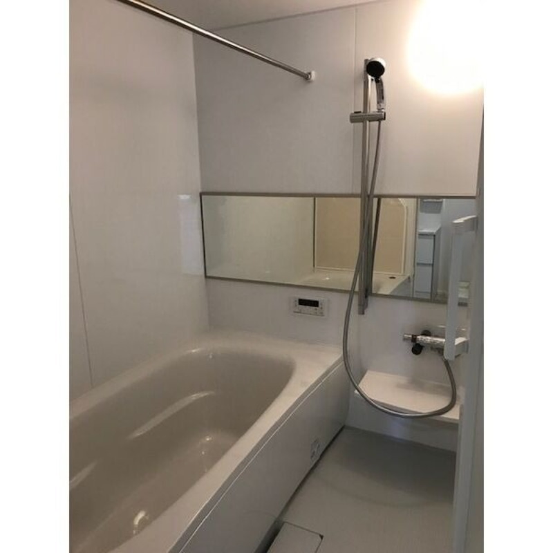 バス・シャワールーム　図面と現状に相違がある場合には現状を優先