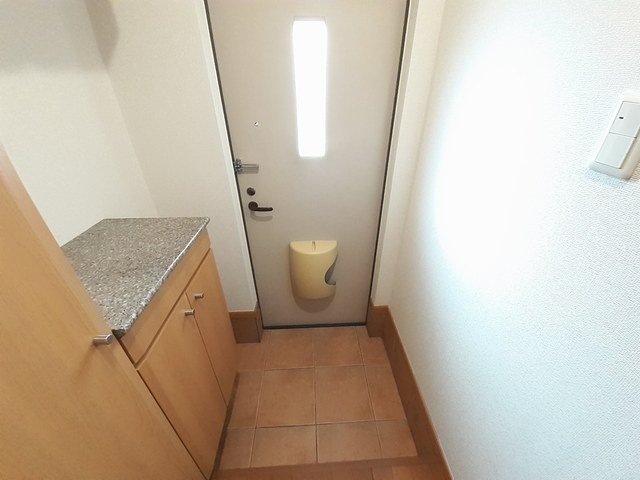 玄関　シンプルで使いやすい玄関です