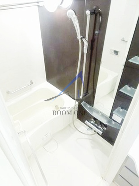 バス・シャワールーム　お風呂です。