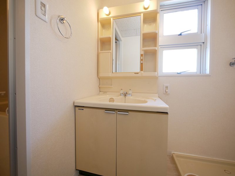 洗面設備　洗面化粧台