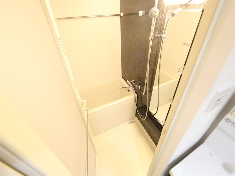 バス・シャワールーム　バスルーム　浴室暖房乾燥機付き