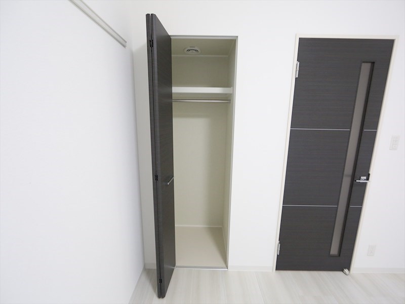 収納　クローゼット（収納充実してます）