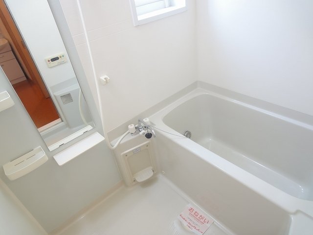 バス・シャワールーム　日々の疲れを癒すお風呂付です