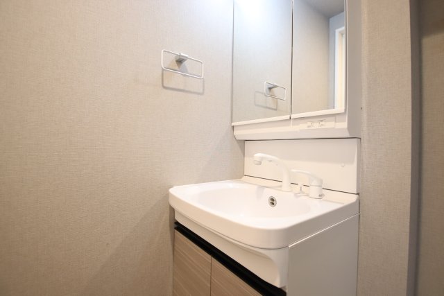 洗面設備　他のお部屋の参考写真です