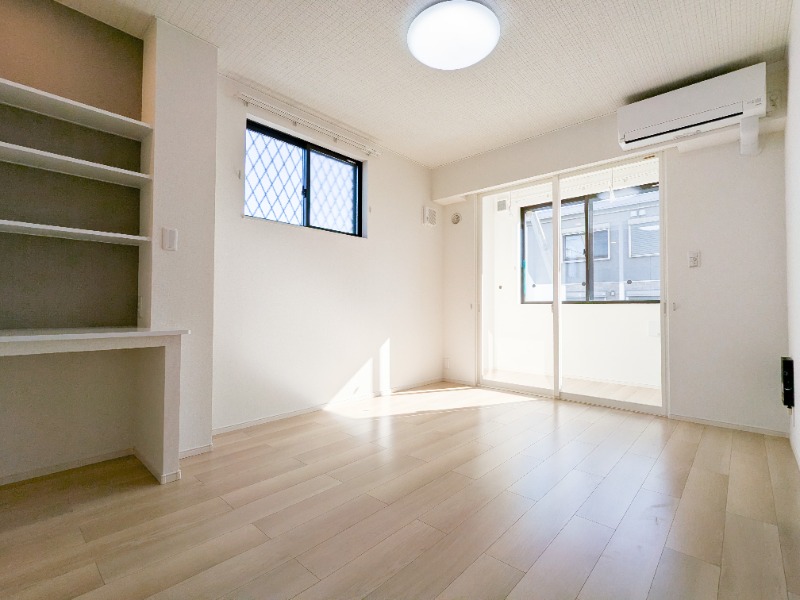 居室・リビング　図面と現状に相違がある場合には現状を優先