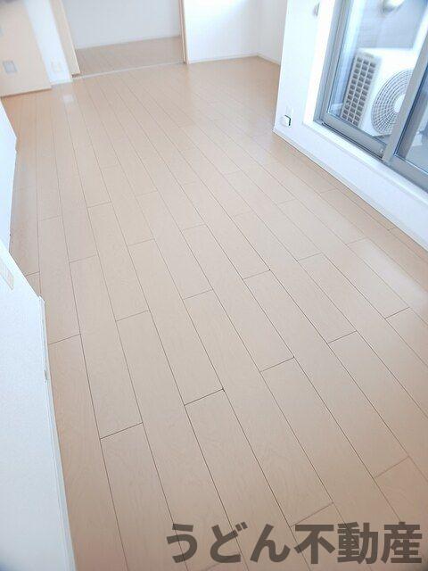 居室・リビング　うどん県のお部屋探しはうどん不動産へ うどんちゃんとLINE