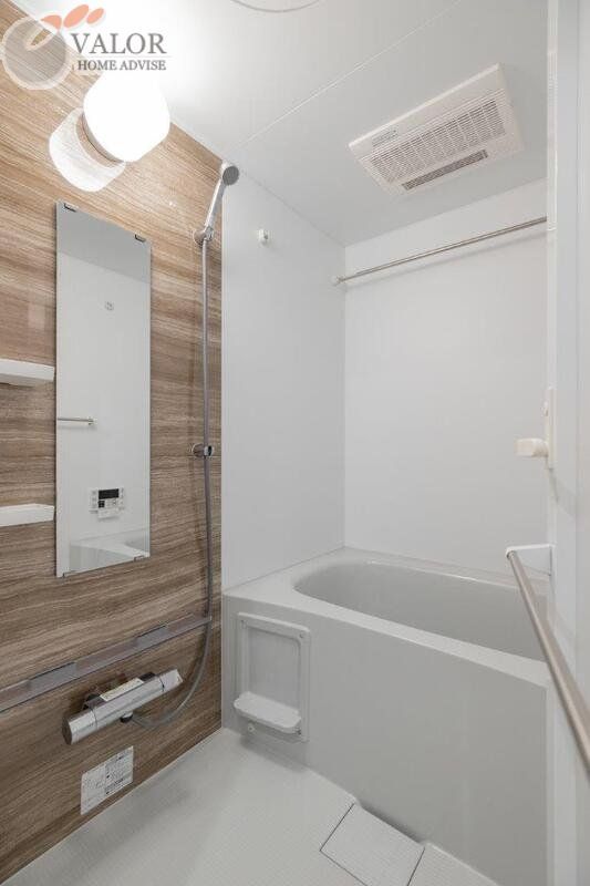 バス・シャワールーム　洗面