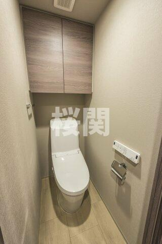 トイレ　※同仕様参考写真