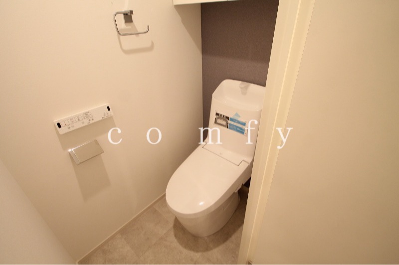 トイレ　ウォシュレット付きトイレ