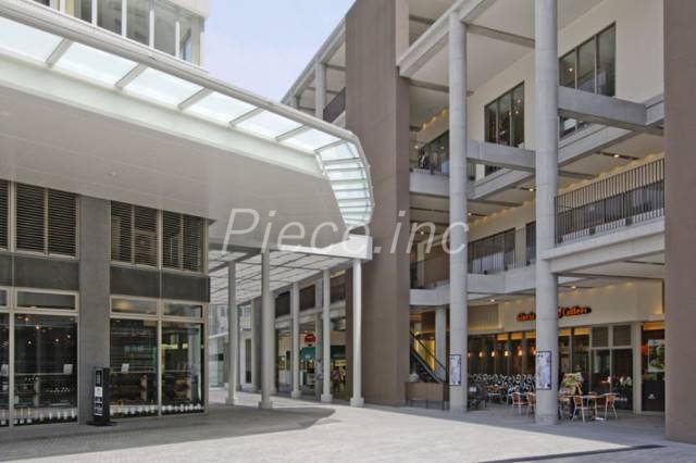 ショッピングセンター　堂島クロスウォーク（ショッピングセンター）まで751m