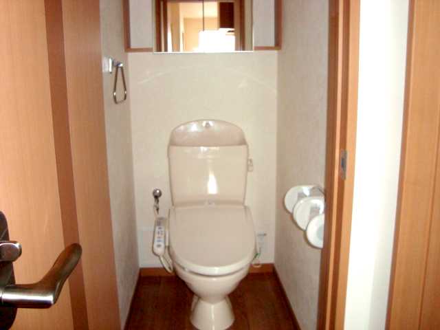 トイレ　シャワー付トイレ