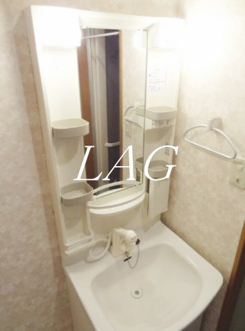 洗面設備　独立洗面台です。