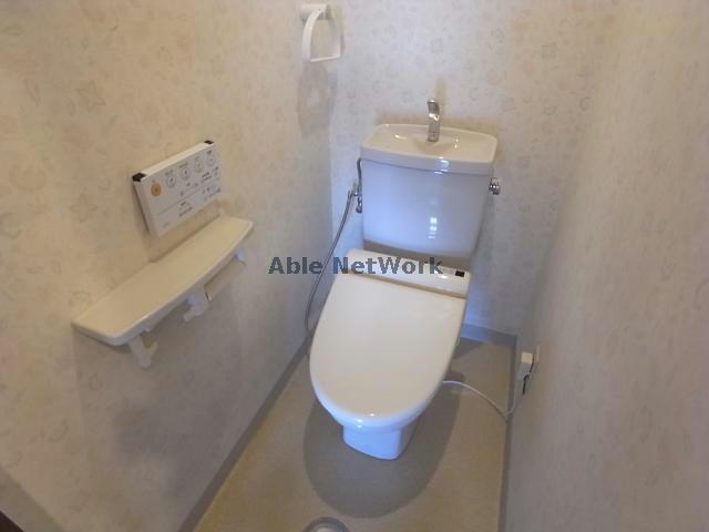 トイレ　トイレ