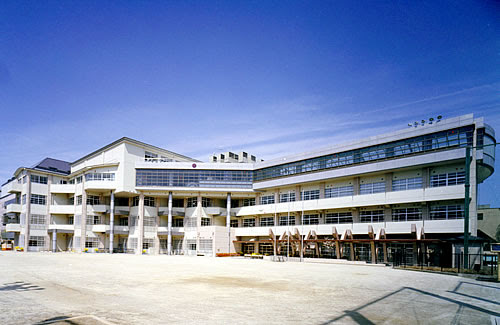 小学校　京都市立高倉小学校（小学校）まで1360m