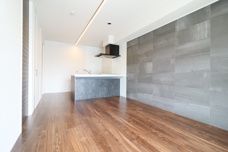 居室・リビング　図面と現状に相違がある場合には現状を優先