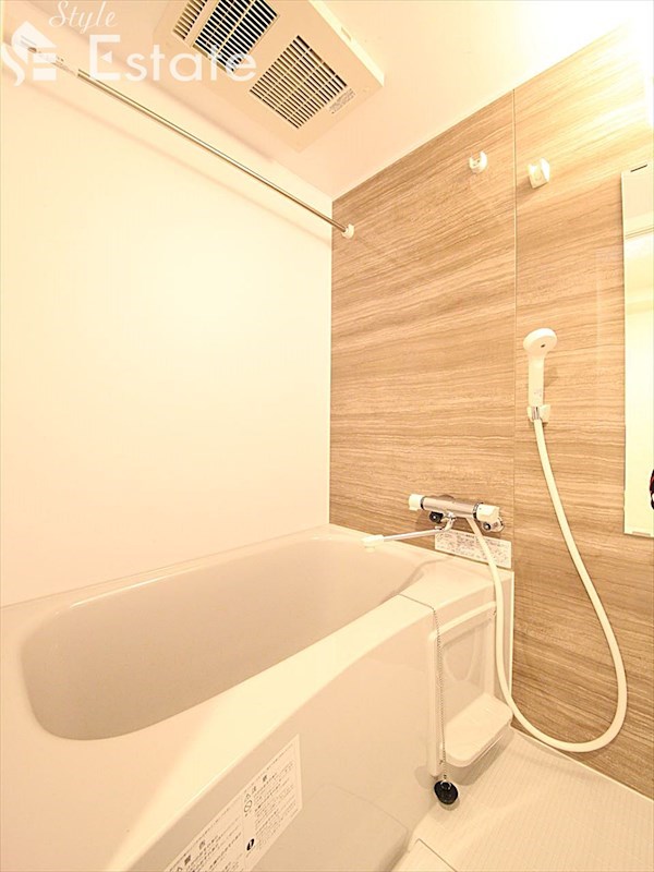 バス・シャワールーム　バスルーム