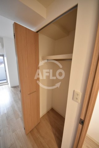 収納　グランカリテ天神橋II　クローゼット