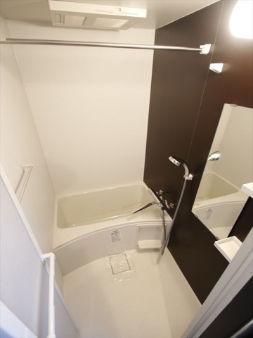 バス・シャワールーム　浴室乾燥機付のUB