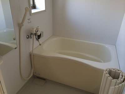 バス・シャワールーム　お風呂で日々の疲れを落としましょう