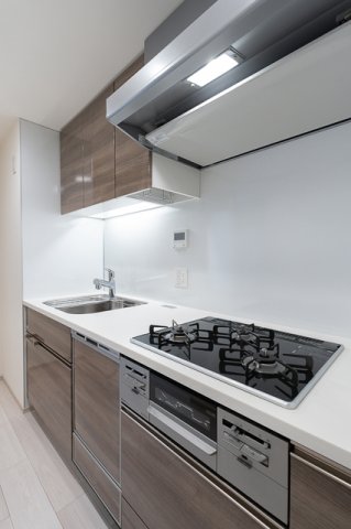 キッチン　※写真は同タイプ住戸です。