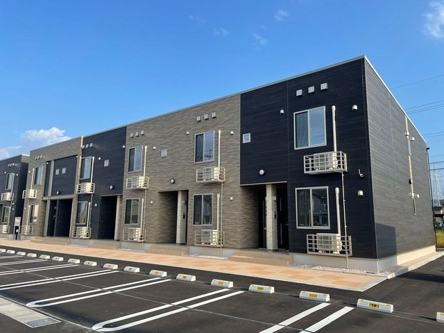 建物外観　落ち着いた雰囲気の外観です