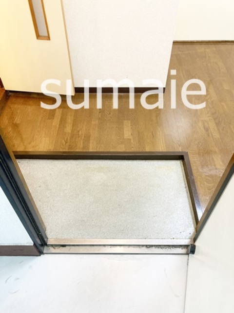 玄関　玄関スペース。