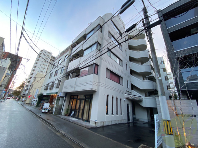 建物外観　仙台市青葉区大町２「メゾンドール大町」
