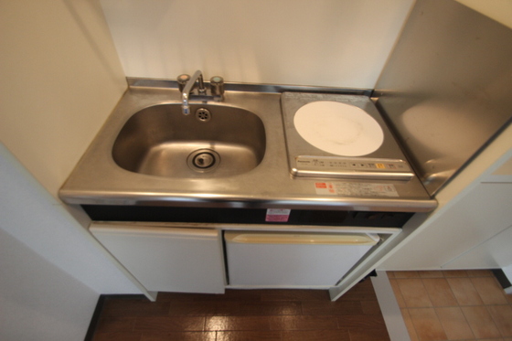 キッチン　※別部屋の写真です