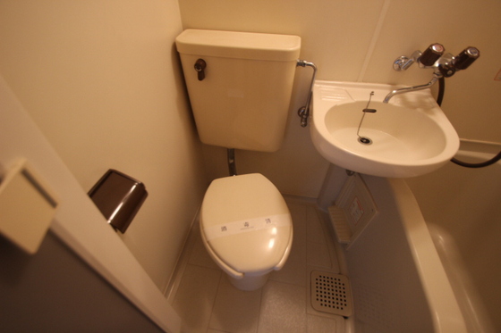 トイレ　※別部屋の写真です