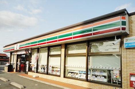 コンビニ　セブンイレブン小倉長行東1丁目店（コンビニ）まで440m