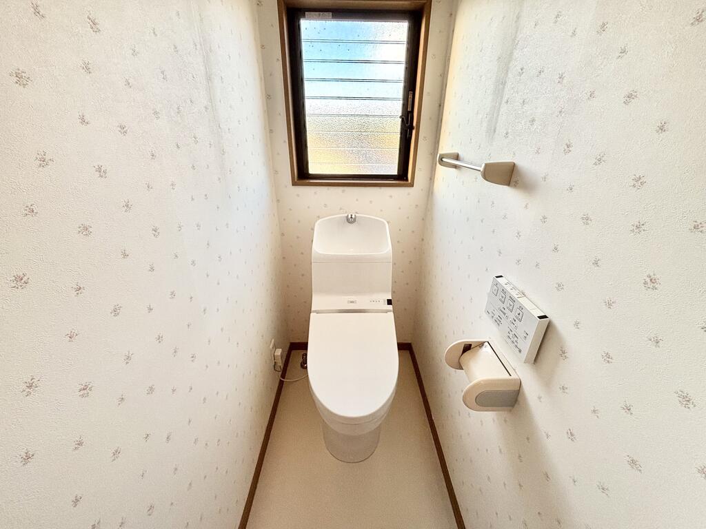 トイレ　他号室の写真です。