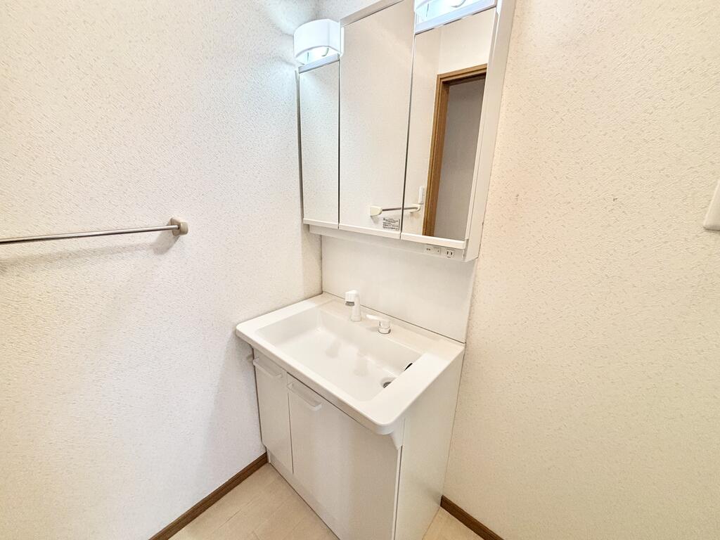 洗面設備　他号室の写真です。