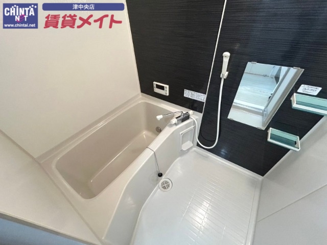 バス・シャワールーム　別部屋参考写真です