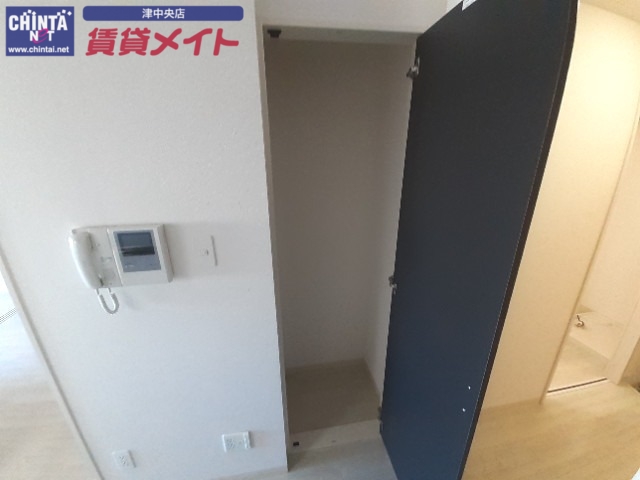 収納　別部屋参考写真です