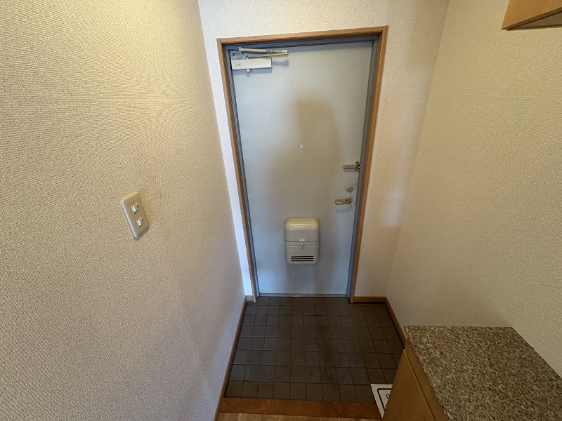 玄関　シューズボックスあり！