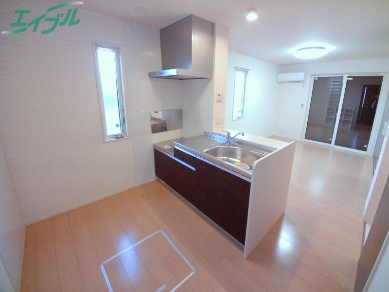 キッチン　同型反転参考写真