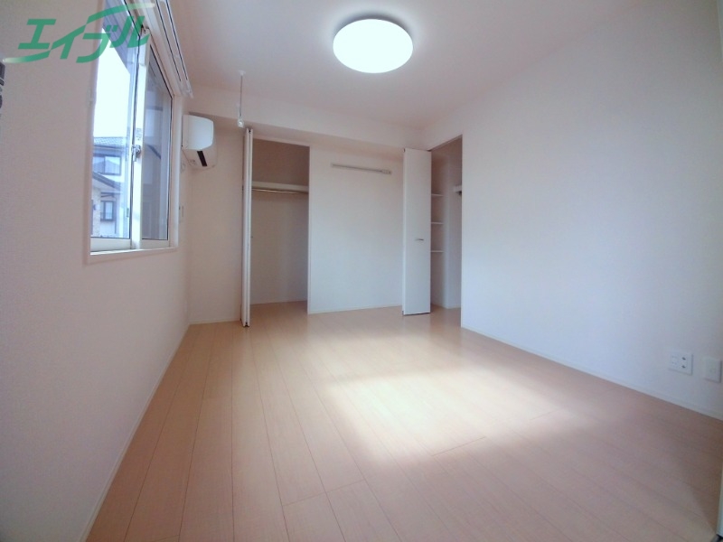 その他部屋・スペース　同型反転参考写真