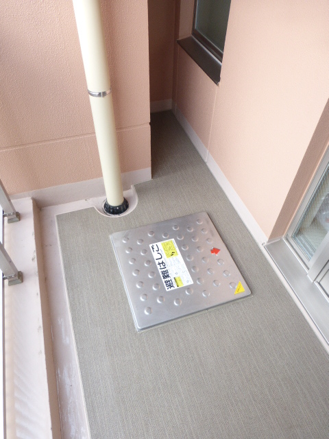 バルコニー　※別部屋の参考写真です。