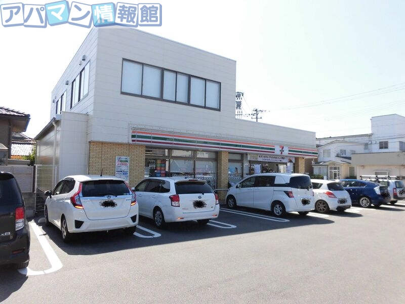 コンビニ　セブンイレブン新潟弁天橋通店（コンビニ）まで652m
