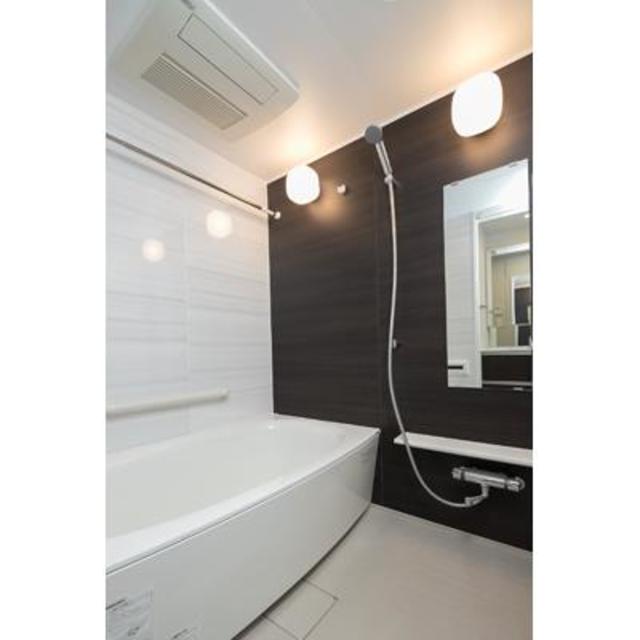 バス・シャワールーム　※写真は同タイプ住戸です。