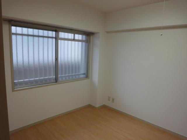 居室・リビング　※同タイプ部屋の写真です。