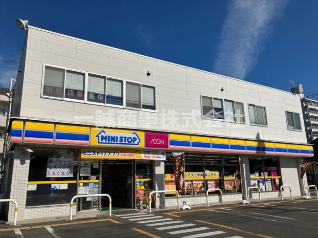 コンビニ　ミニストップ 水戸駅南店（コンビニ）まで376m
