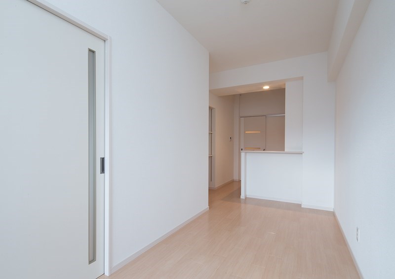 居室・リビング　11帖LDK。エアコン搭載しております。