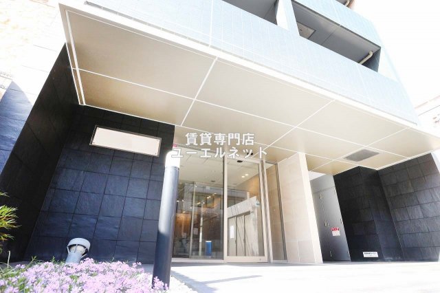 建物外観　シンプルで洗練されたデザインが毎日の暮らしに心地よさをプラス