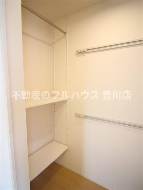 収納　写真は同型別室