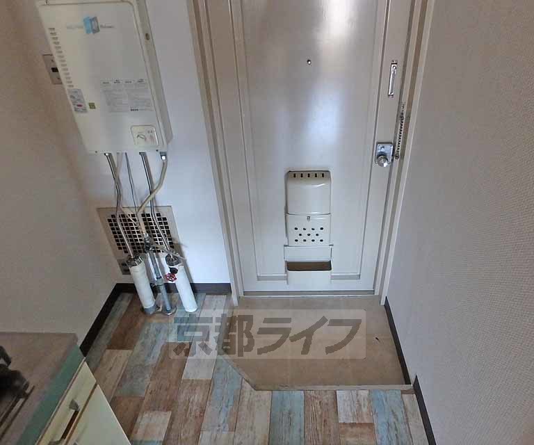 玄関　玄関ホールです