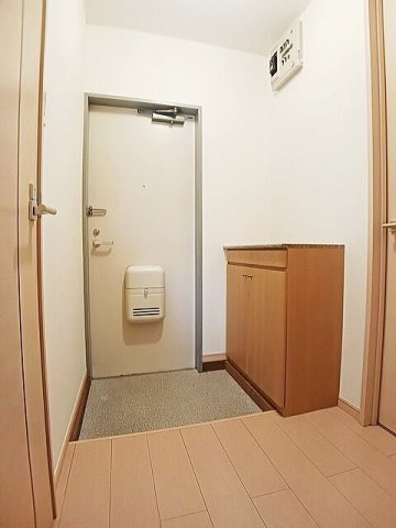 玄関　シンプルで使いやすい玄関です